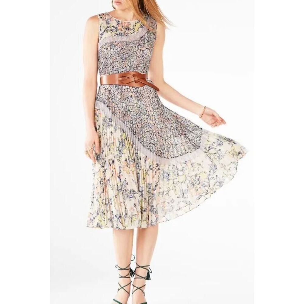BCBGMAXAZRIA Camilla Dress Soft Contrasting Floral Knife Pleat Midi Size XS
